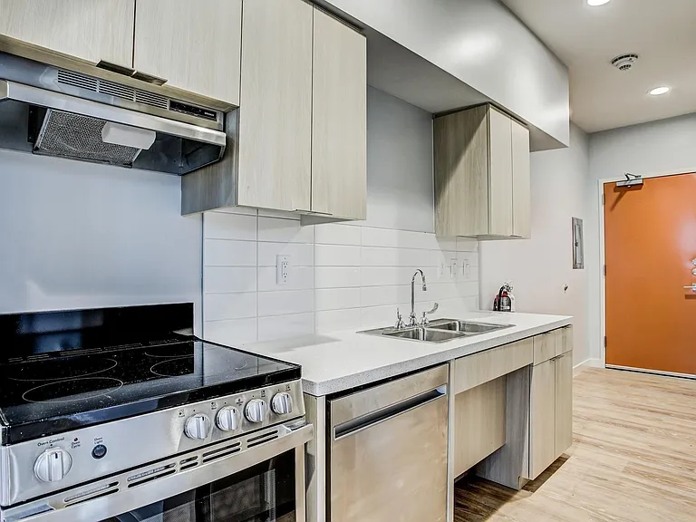 3113 Saint Charles St #340 — Photo 2