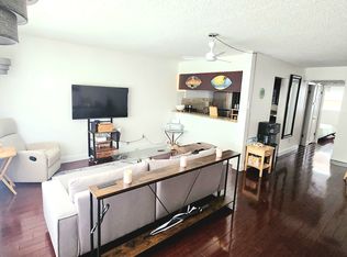 2525 W Bay Dr #32, Largo, FL 33770