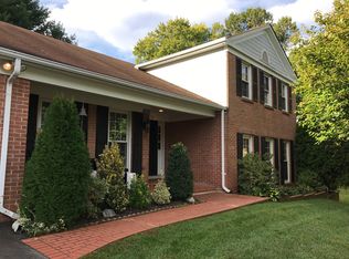 8815 Skokie Ln, Vienna, VA 22182