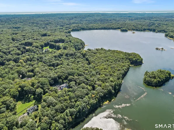 2141 Ponus Ridge, New Canaan, CT 06840