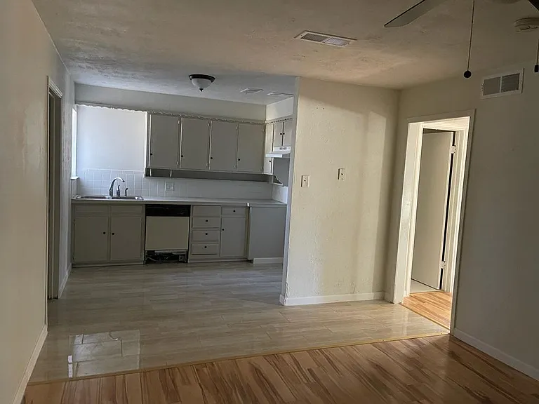 1802 Jay Cir #A — Photo 33
