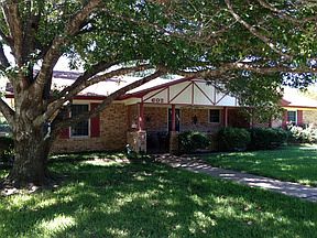 1st image of 602 Coahuila Dr