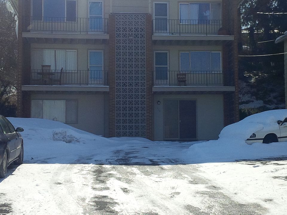 1st image of 214 Polk St APT 1