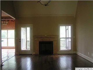 4th image of 4006 Overlook Way