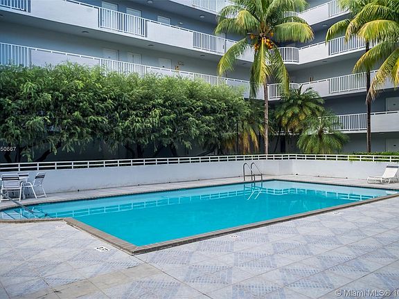 3rd image of 8251 NW 8th St APT 303