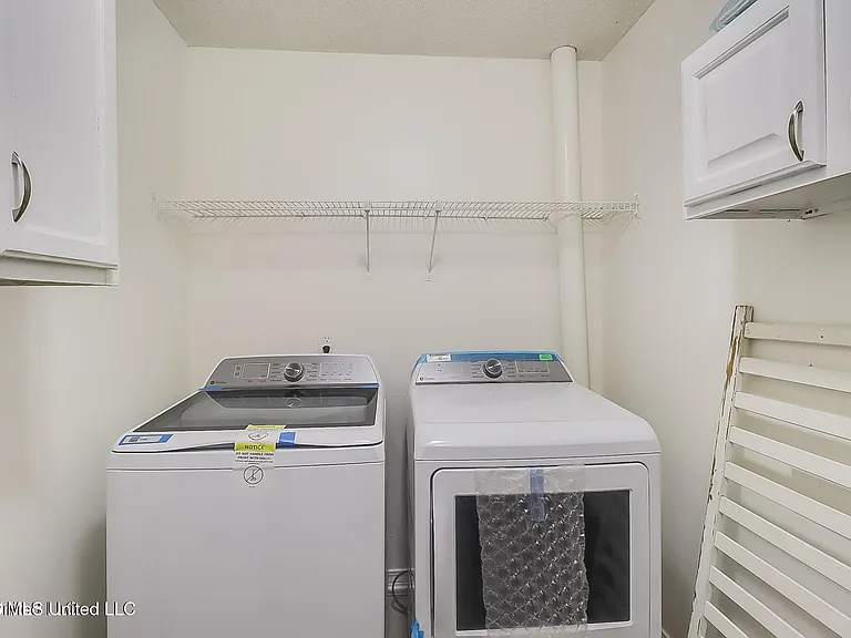 9228 Pointe Aux Chenes Rd — Photo 14