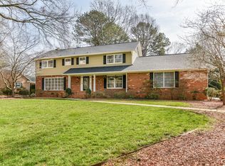 521 Lansdowne Rd, Charlotte, NC 28270