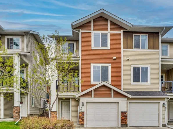 300 SE Marina Dr #72, Chestermere, AB T1X 0P6