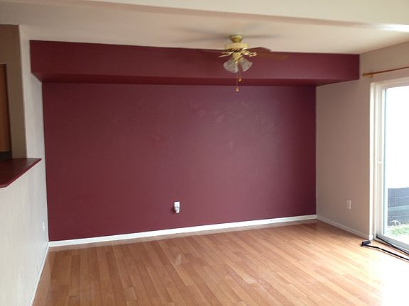 4th image of 303 Maddies Way