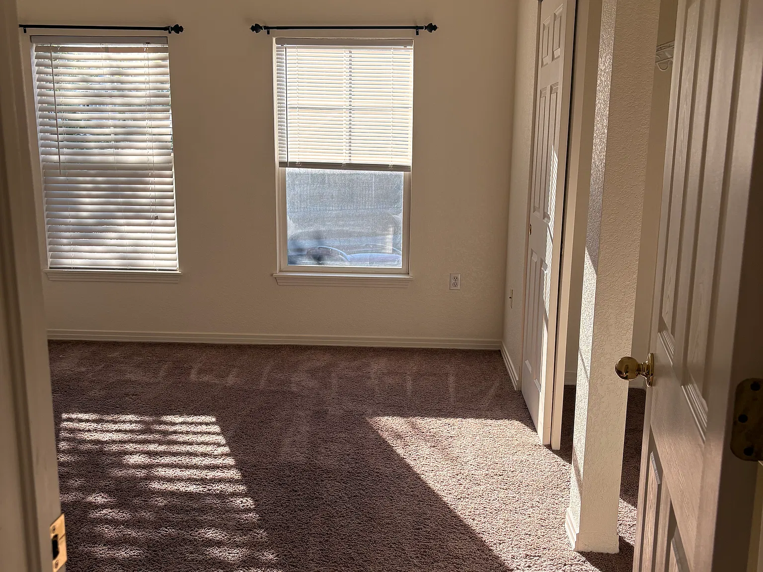 2 bed, 1206 sqft, $2,100 — Photo 3
