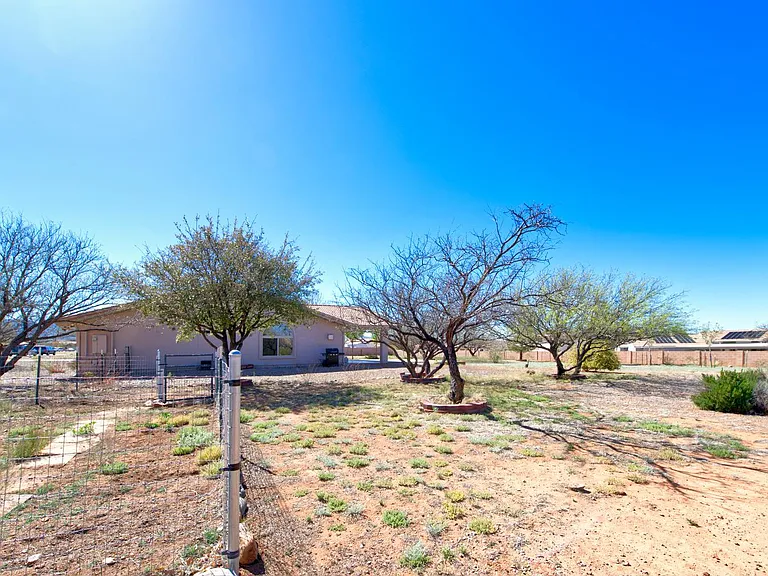 2601 E Suma Dr — Photo 29