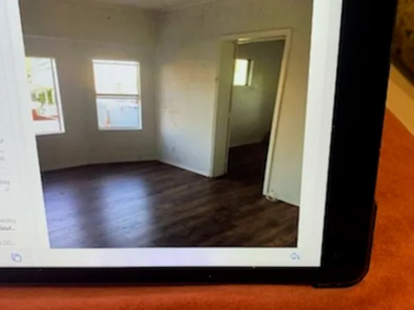 323 W 42nd St Unit 1/2, Los Angeles, CA 90037