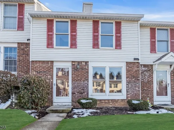 12 Liberty Ln, Franklin Boro, NJ 07416