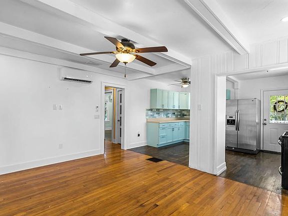 4th image of 2210 7th Ave N Floor 2