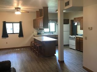 1413 Pierre St, Manhattan, KS 66502