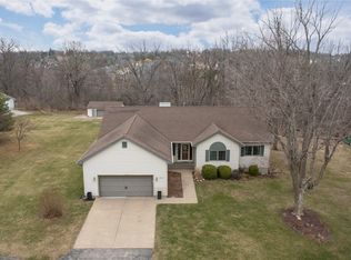 5000 Hunt Rd, Cedar Rapids, IA 52411