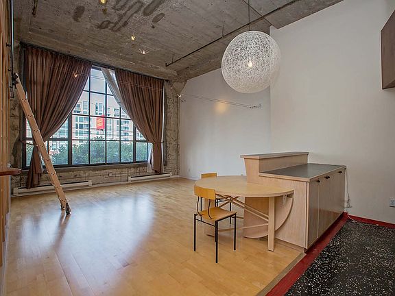 2nd image of 601 4th St Unit 226