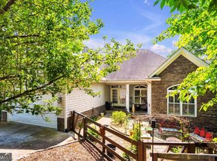 172 Corner Oak Ct, Waleska, GA 30183