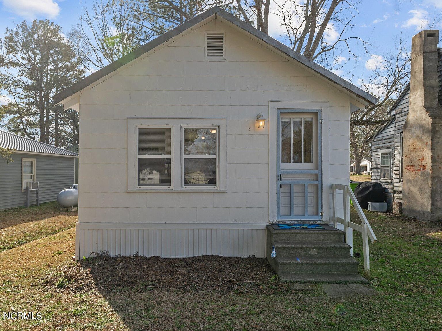 8111 Main Street, Vanceboro, NC 28586 MLS 100426028 Zillow