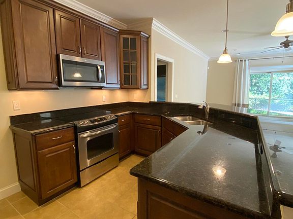 4th image of 21 Sullivans Ln