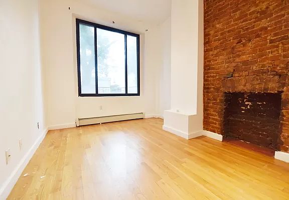 4th image of 375 Menahan St #1LL