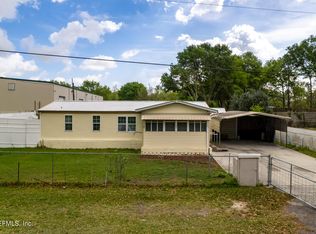 627 Osman Rd, Jacksonville, FL 32225