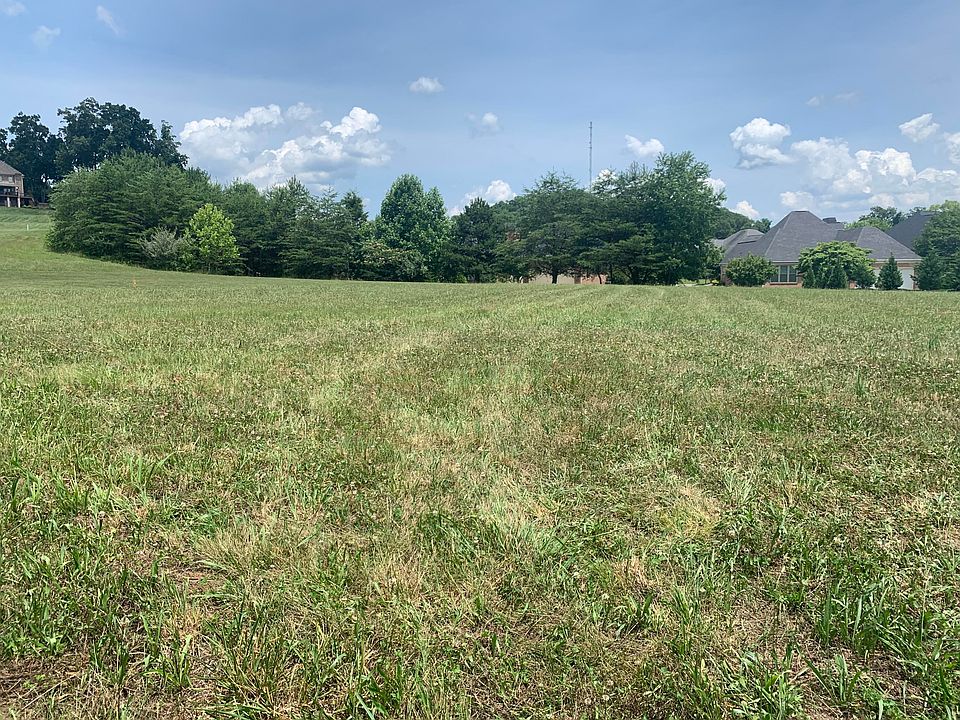 2nd image of 124 Rockbridge Greens Blvd