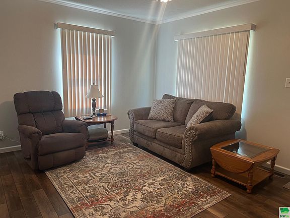 4th image of 3066 Rebecca St