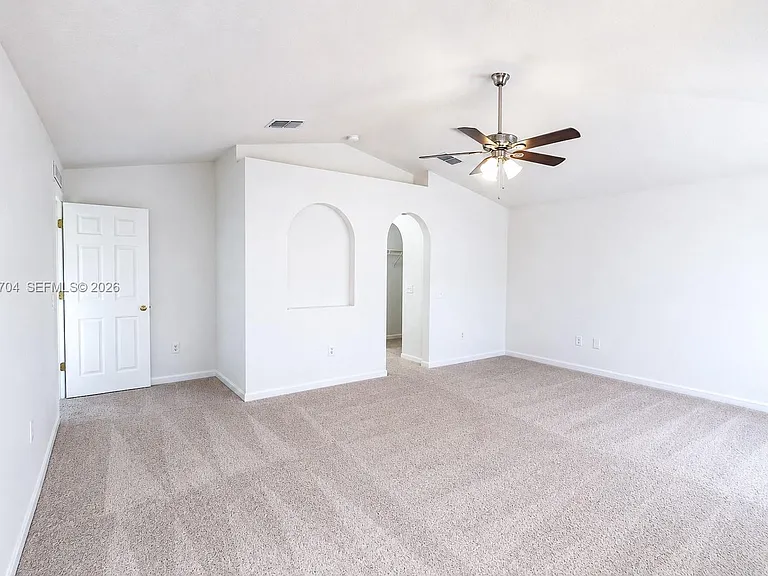 6136 NW Gaylord Ter — Photo 37