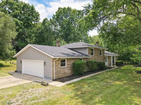 528 Fernwood Ave, Tallmadge, OH 44278