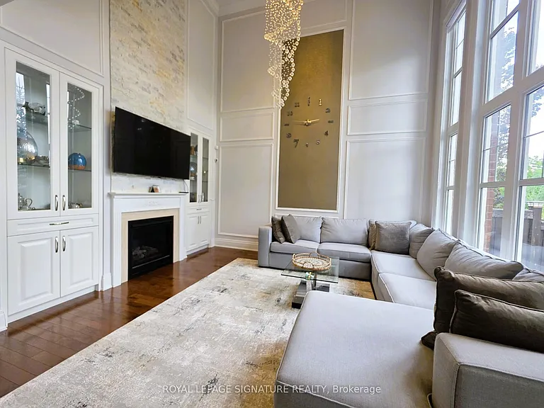 9 William Bowes Blvd — Photo 5