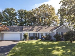 1841 Santa Barbara Dr, Lancaster, PA 17601