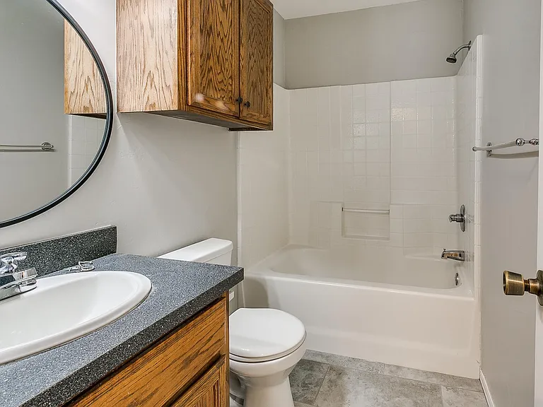 828 Russell Cir #828 — Photo 12
