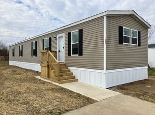 831 Ravencrest Ln, Rochester, IN 46975