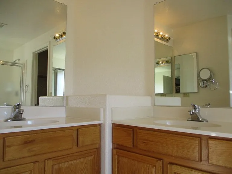2615 Glen Eagles Dr — Photo 14