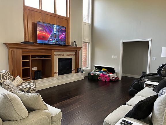 2nd image of 9965 Mirafield Ln