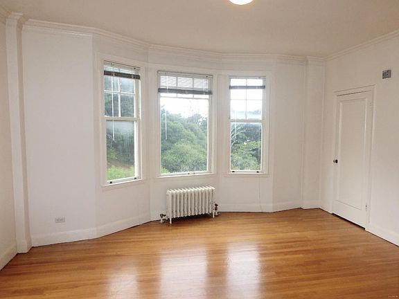 2nd image of 75 Buena Vista Ave E APT 702
