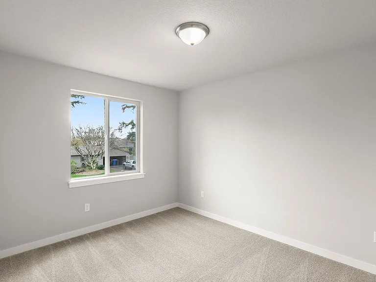 16999 SE Hagen Rd — Photo 12