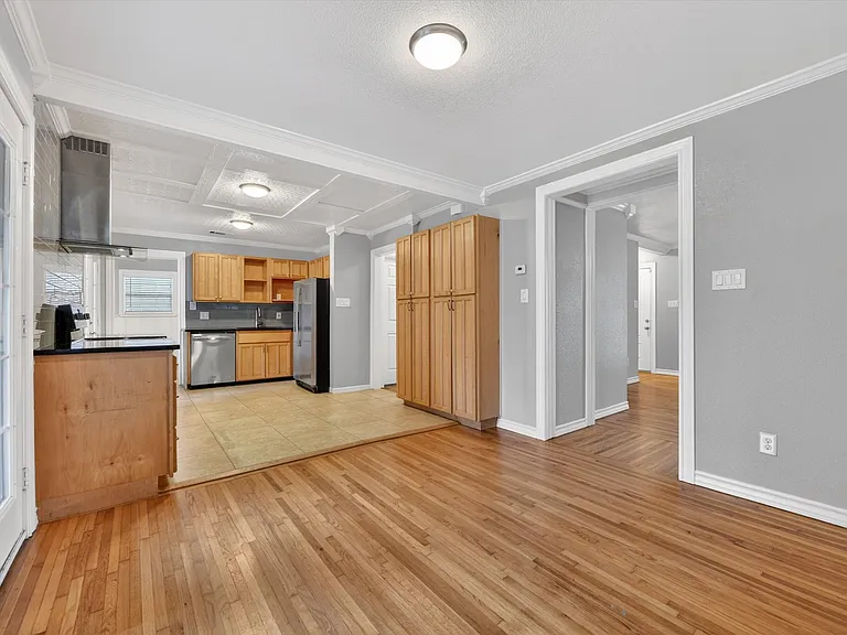 3766 Winfield Ave — Photo 7