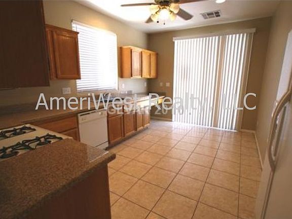 3rd image of 8552 Lost Gold Ave