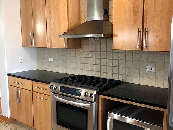 3rd image of 4811 N Olcott Ave Unit 518