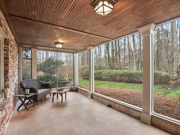 4th image of 4281 Revere Cir