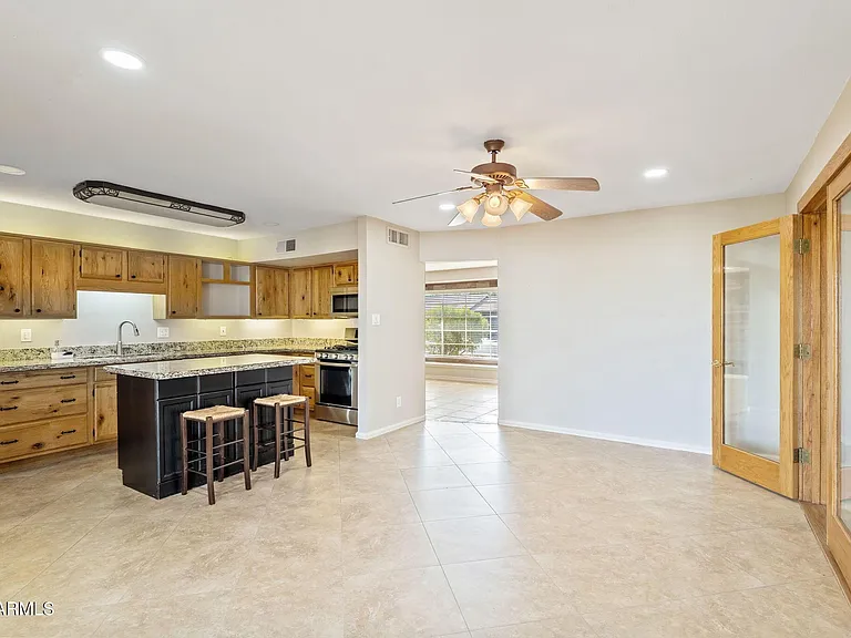 3007 N 84th Pl — Photo 9