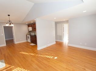 8 Campfield Dr #8, Fairfield, CT 06825