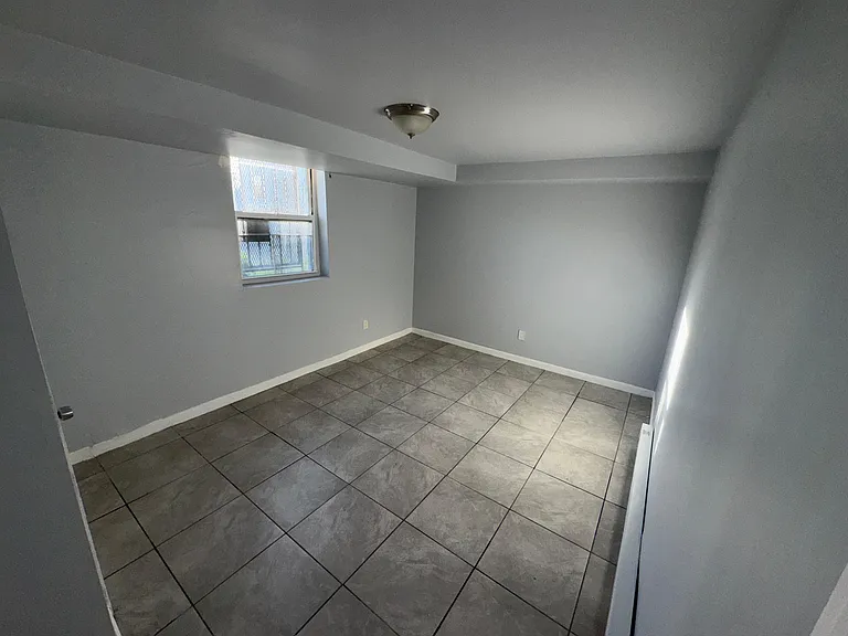 161 Sunset Ave #2 — Photo 3