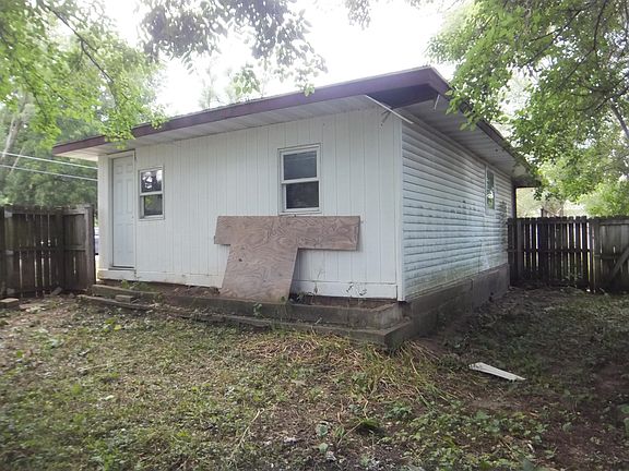 4th image of 4815 Parkside Ave