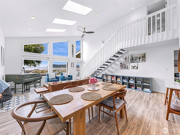 5th image of 2402 Sunlight Beach Road