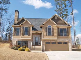 121 Lucas Dr, Acworth, GA 30102