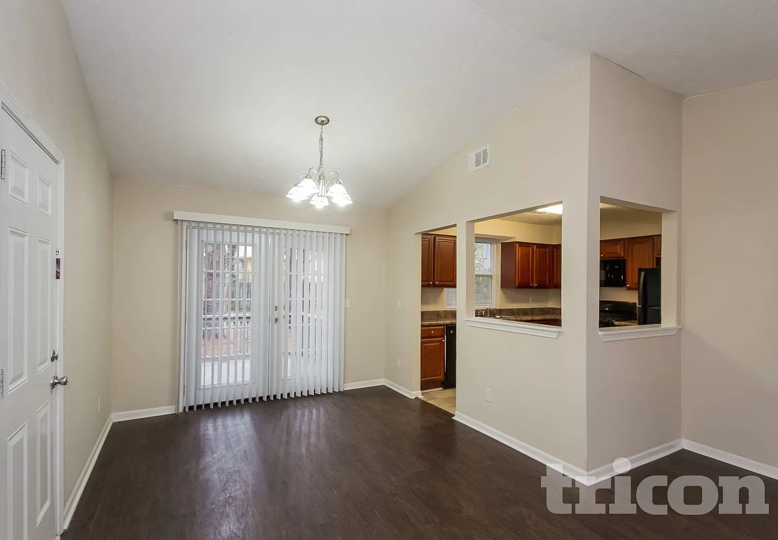 608 Utoy Circle SW Atlanta GA — Photo 4