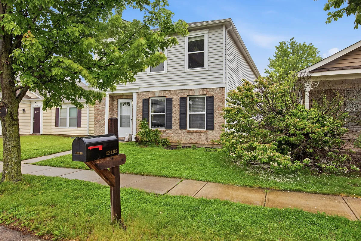 Building Photo - 12192 Maize Dr